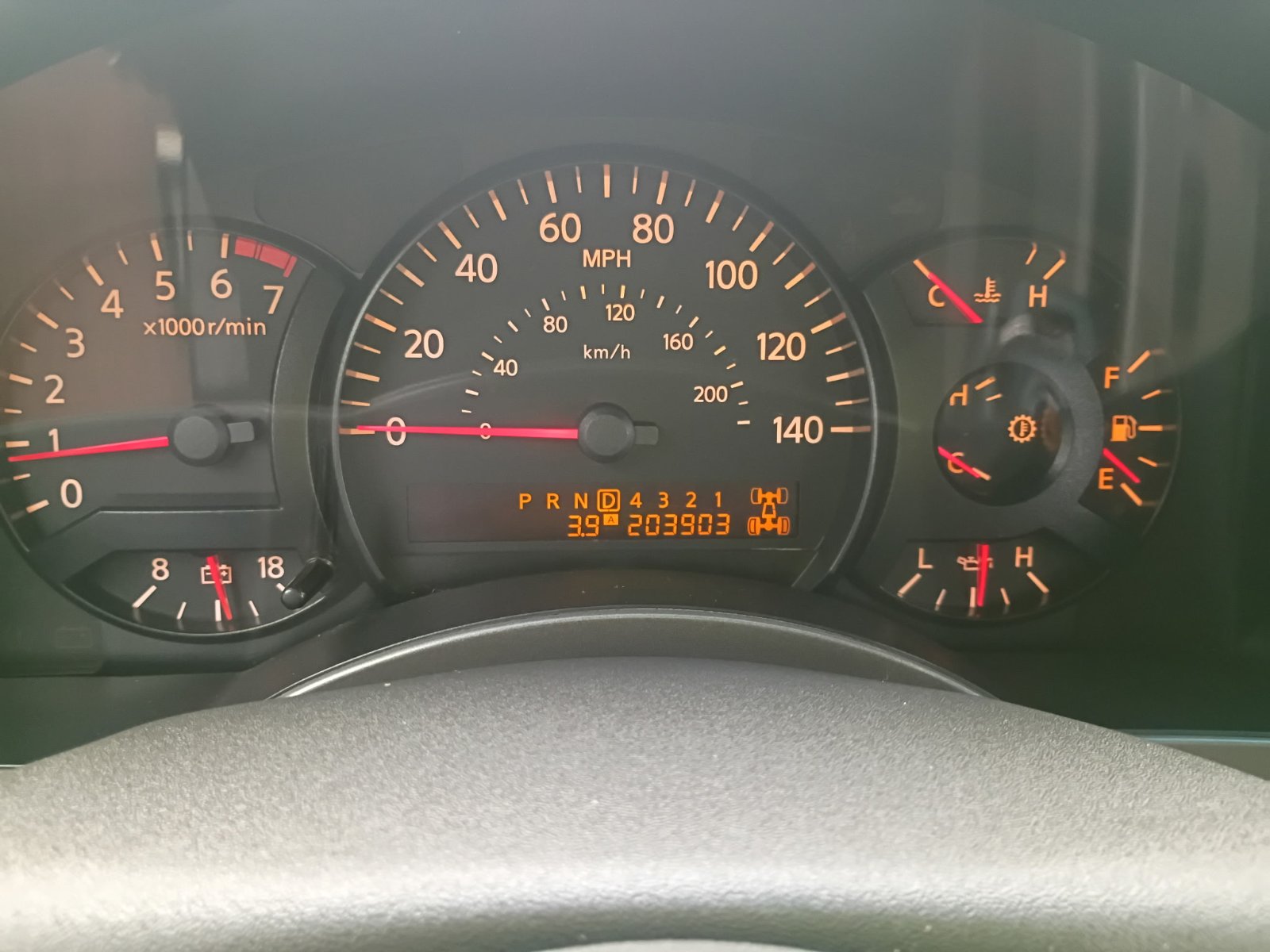 2004 Nissan Titan, photo 5